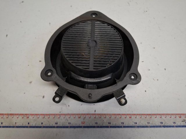 bontott AUDI A4 B7 Jobb hátsó Hangszóró