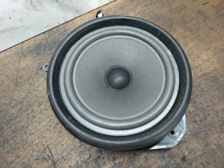 bontott AUDI A4 B7 Jobb hátsó Hangszóró