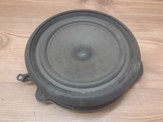 bontott AUDI A4 B7 Jobb hátsó Hangszóró