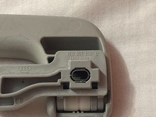 bontott AUDI A4 B7 Jobb hátsó Kapaszkodó (Felső)