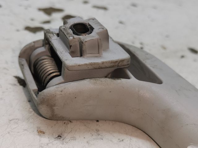 bontott AUDI A4 B7 Jobb hátsó Kapaszkodó (Felső)