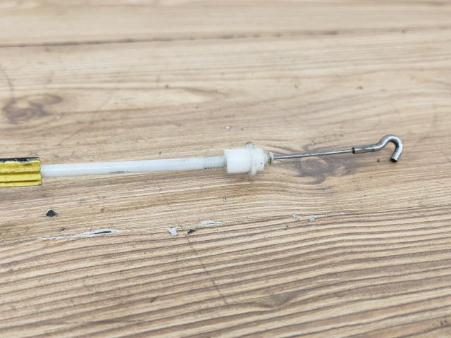 bontott AUDI A4 B7 Jobb hátsó Kilincs Bowden