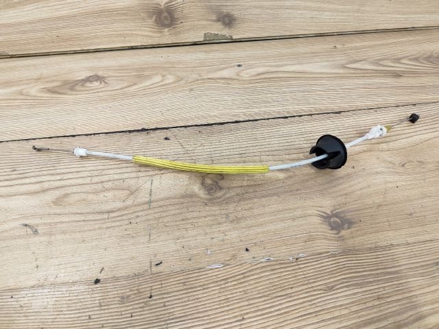 bontott AUDI A4 B7 Jobb hátsó Kilincs Bowden