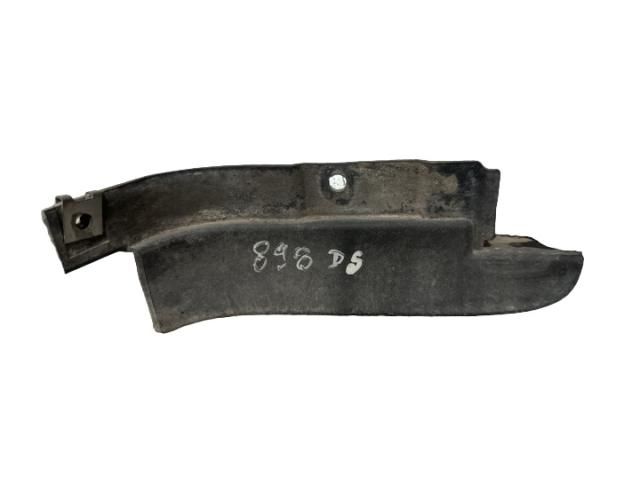 bontott AUDI A4 B7 Jobb hátsó Sárvédő Gumi