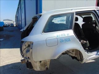 bontott AUDI A4 B7 Jobb hátsó Sárvédő