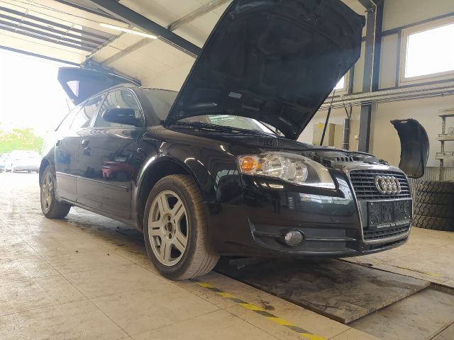 bontott AUDI A4 B7 Jobb Kalaptartó Tartó Konzol