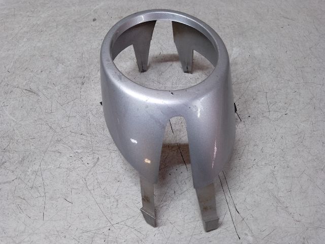 bontott AUDI A4 B7 Jobb Ködfényszóró Lámpakeret