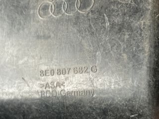 bontott AUDI A4 B7 Jobb Ködlámpa Rács