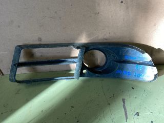 bontott AUDI A4 B7 Jobb Ködlámpa Rács