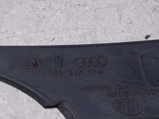 bontott AUDI A4 B7 Jobb Ködlámpa Rács