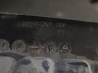 bontott AUDI A4 B7 Jobb Ködlámpa Rács