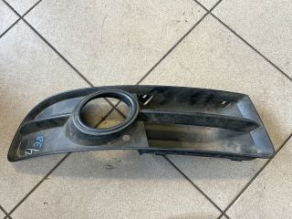 bontott AUDI A4 B7 Jobb Ködlámpa Rács