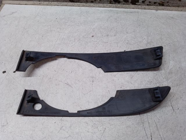 bontott AUDI A4 B7 Jobb Ködlámpa Rács