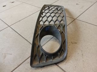 bontott AUDI A4 B7 Jobb Ködlámpa Rács