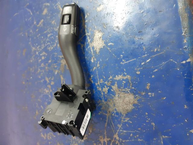 bontott AUDI A4 B7 Jobb Kormánykapcsoló Ablaktörlő