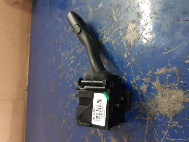 bontott AUDI A4 B7 Jobb Kormánykapcsoló Ablaktörlő