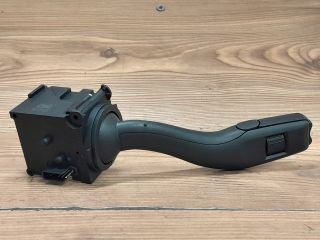 bontott AUDI A4 B7 Jobb Kormánykapcsoló Ablaktörlő