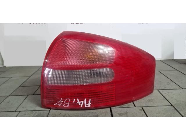 bontott AUDI A4 B7 Jobb Külső Hátsó Lámpa