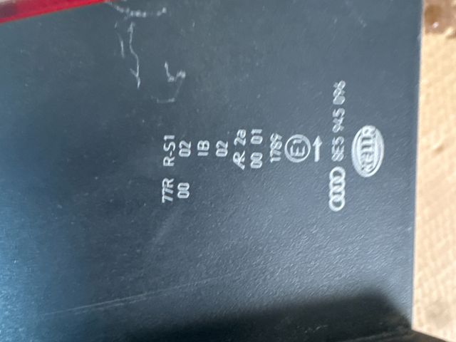 bontott AUDI A4 B7 Jobb Külső Hátsó Lámpa