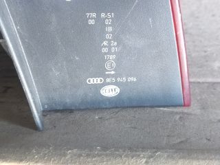 bontott AUDI A4 B7 Jobb Külső Hátsó Lámpa