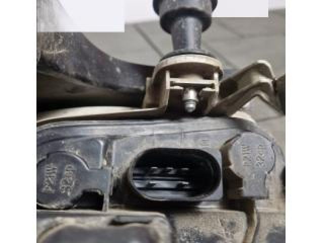 bontott AUDI A4 B7 Jobb Külső Hátsó Lámpa