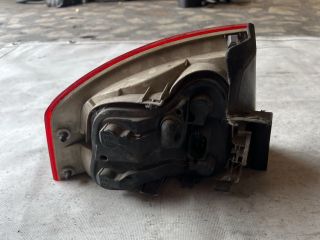 bontott AUDI A4 B7 Jobb Külső Hátsó Lámpa