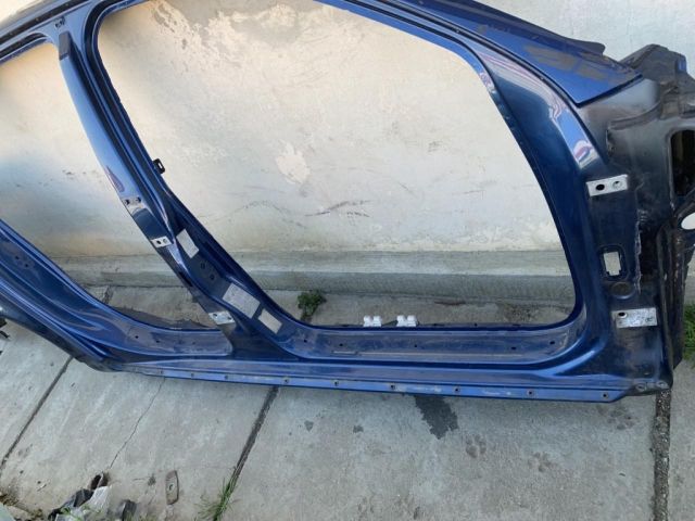 bontott AUDI A4 B7 Jobb Küszöb