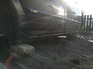 bontott AUDI A4 B7 Jobb Küszöb