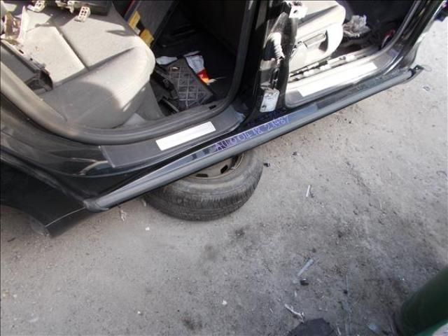 bontott AUDI A4 B7 Jobb Küszöb
