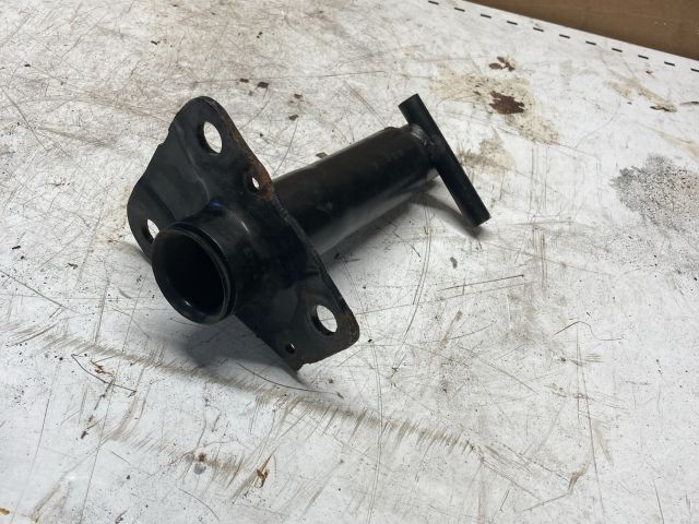 bontott AUDI A4 B7 Jobb Lökhárító Tartó Nyúlványvég