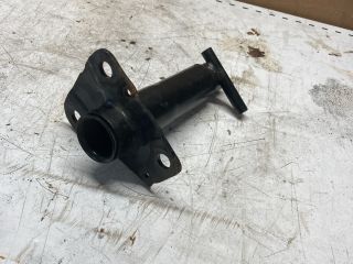 bontott AUDI A4 B7 Jobb Lökhárító Tartó Nyúlványvég