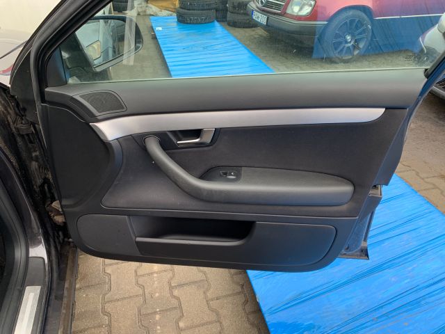 bontott AUDI A4 B7 Jobb Napellenző