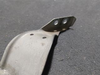 bontott AUDI A4 B7 Jobb Sárvédő Oldaltartó