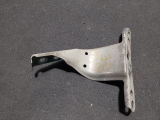 bontott AUDI A4 B7 Jobb Sárvédő Oldaltartó