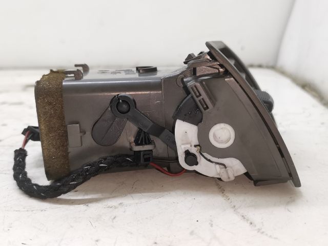 bontott AUDI A4 B7 Jobb Szellőző