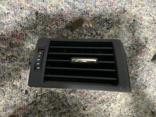 bontott AUDI A4 B7 Jobb Szellőző