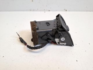 bontott AUDI A4 B7 Jobb Szellőző