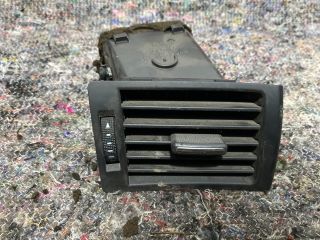 bontott AUDI A4 B7 Jobb Szellőző