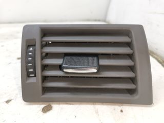 bontott AUDI A4 B7 Jobb Szellőző