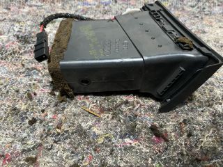 bontott AUDI A4 B7 Jobb Szellőző