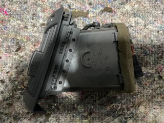 bontott AUDI A4 B7 Jobb Szellőző