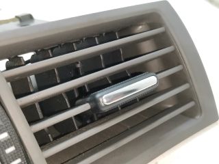 bontott AUDI A4 B7 Jobb Szellőző