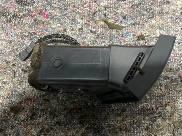 bontott AUDI A4 B7 Jobb Szellőző