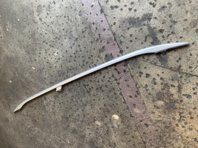 bontott AUDI A4 B7 Jobb Tetősín