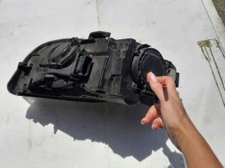 bontott AUDI A4 B7 Jobb Xenon Fényszóró