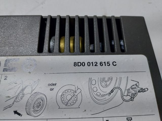 bontott AUDI A4 B7 Kerék Pumpa