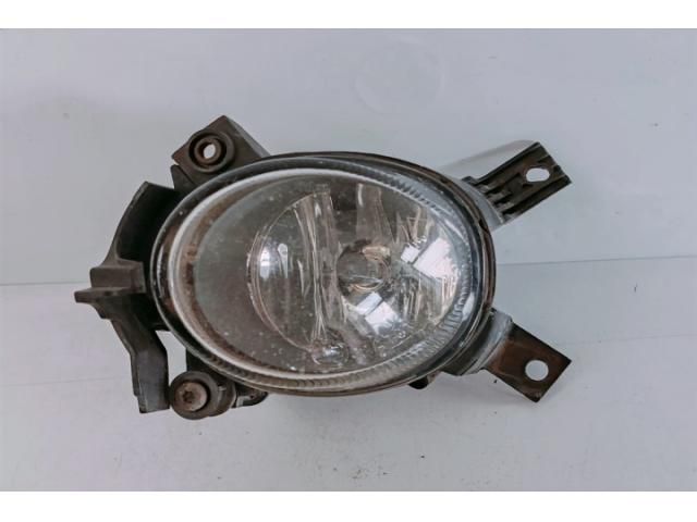 bontott AUDI A4 B7 Ködfényszóró (Pozíciófüggetlen)