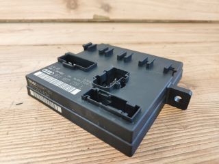 bontott AUDI A4 B7 Komfort Elektronika