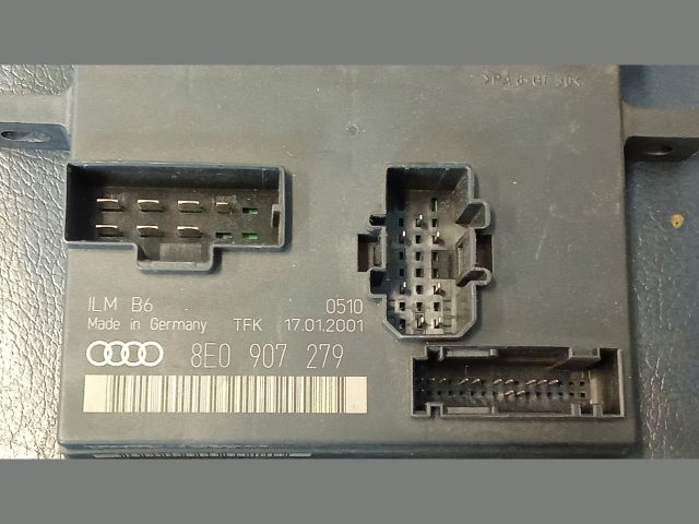 bontott AUDI A4 B7 Komfort Elektronika