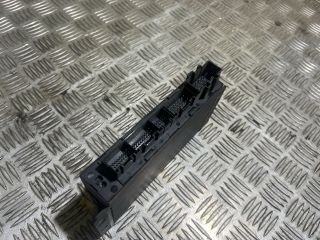 bontott AUDI A4 B7 Komfort Elektronika